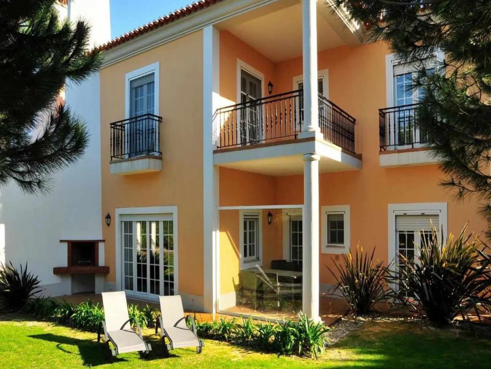 Haus in Praia Pedras del Rey mit 3 Pools 3-Buiten