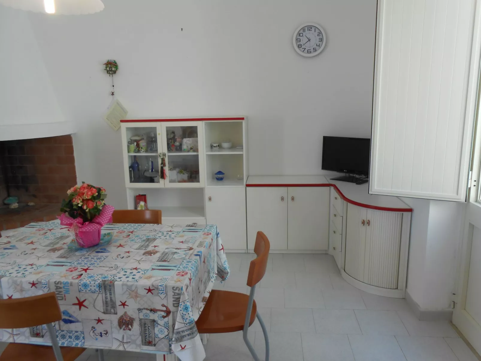 Helles, einladendes Ferienapartment mit Sonnenterrasse in Strandnähe-Binnen