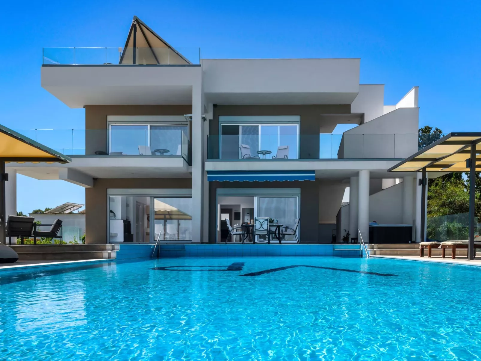 Strandvilla Viviane Paulos für 12 Personen-Image-tags.info