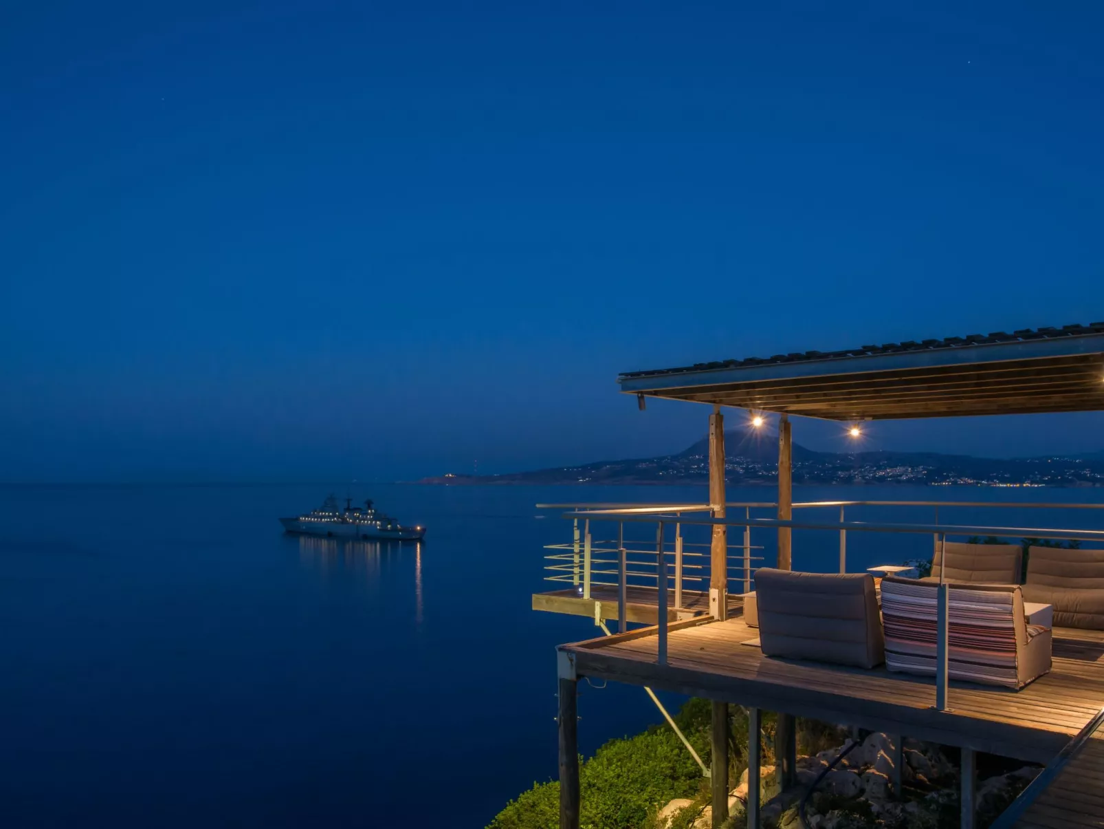 Anwesen "Olea Prime" mit Infinity-Pool-Binnen