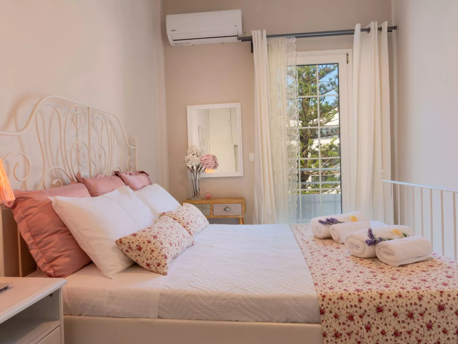 Tres Jolie Stylish Cityheart Wohnung-Binnen