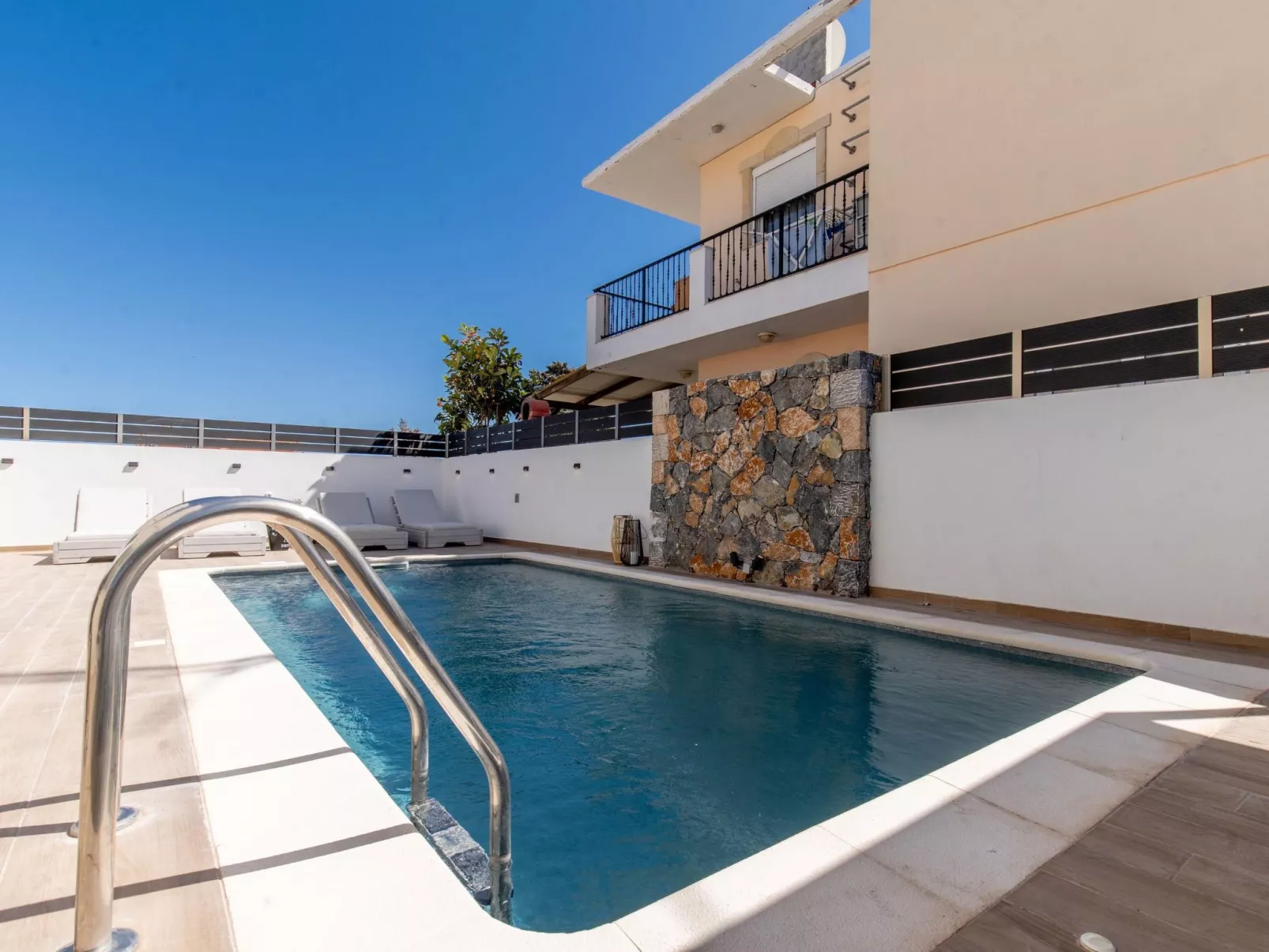 Große Erde-Image-tags.info