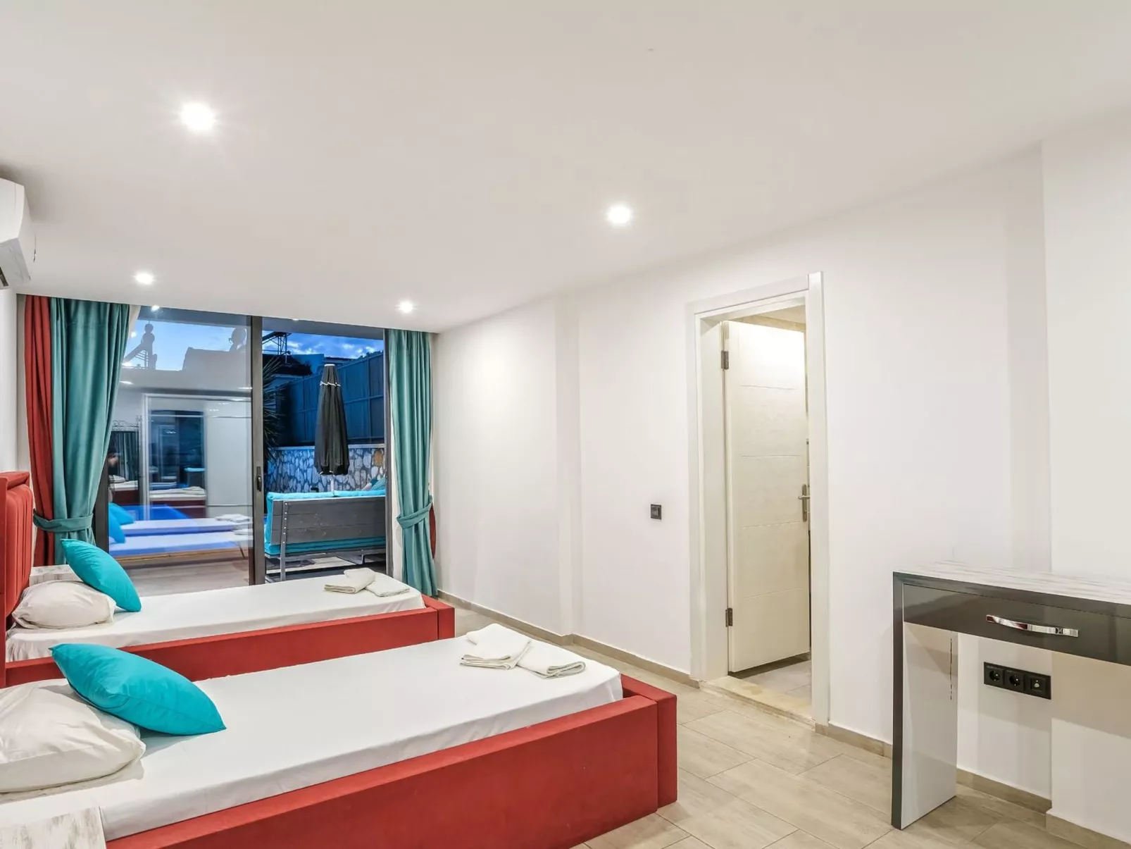 Villa in Kalkan nähe Zentrum und Meer für 8 P.-Binnen