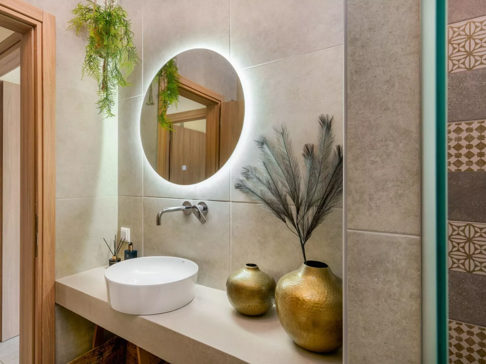 Neu gebaute Villa mit privatem Pool und BBQ-Binnen