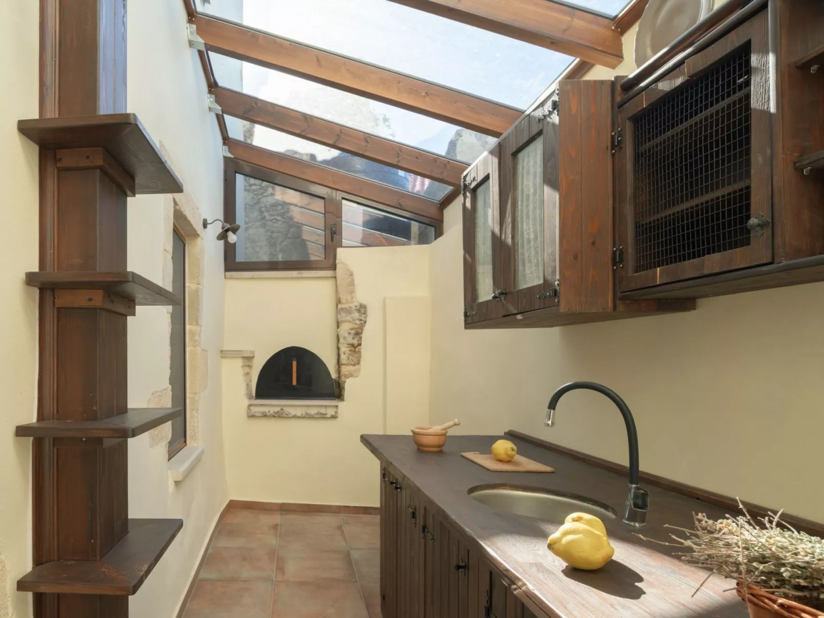 Nicole Villa - "Kostenloser" beheizter Pool, Village Escape-Binnen