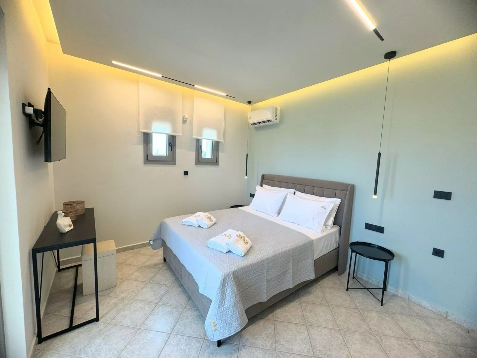 Grand Aqua Luxus-Villa von Mintzi-Image-tags.info