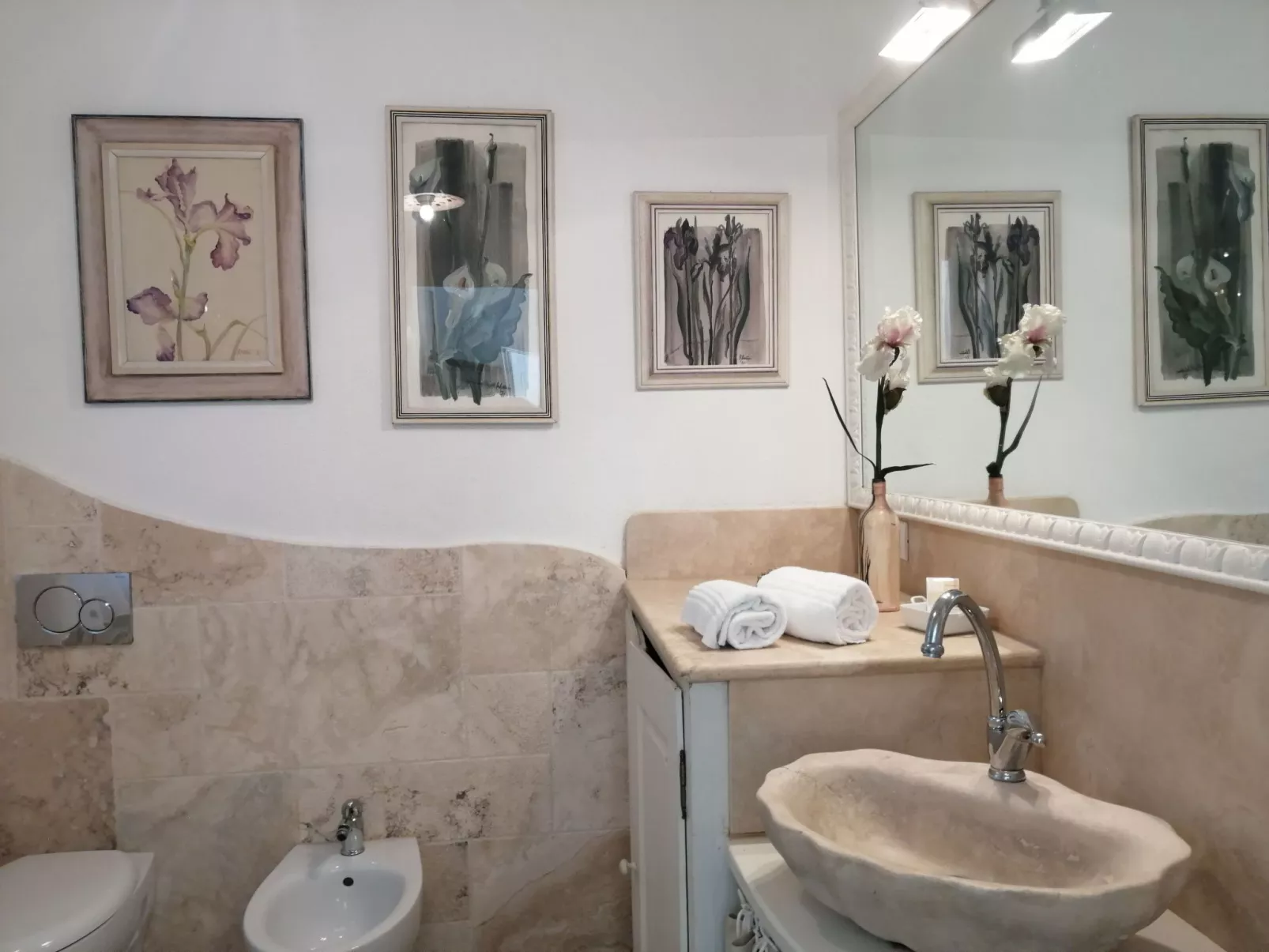 Kenza von Holiday World-Binnen