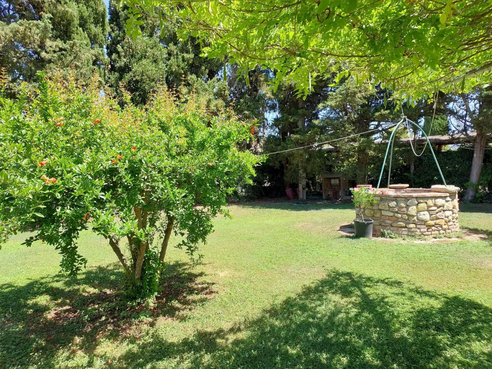 Melo Glicine' Wohnung mit Gemeinschaftspool-Buiten