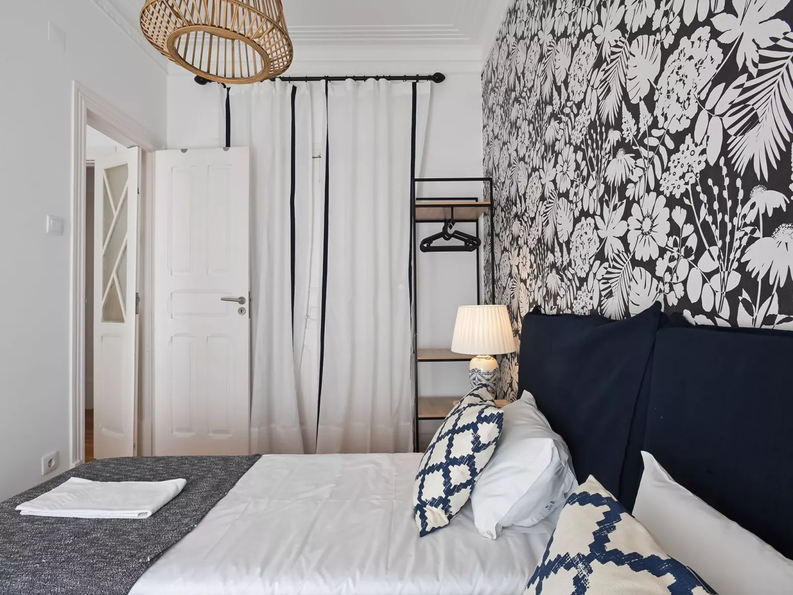 Guinea 19-Image-tags.info