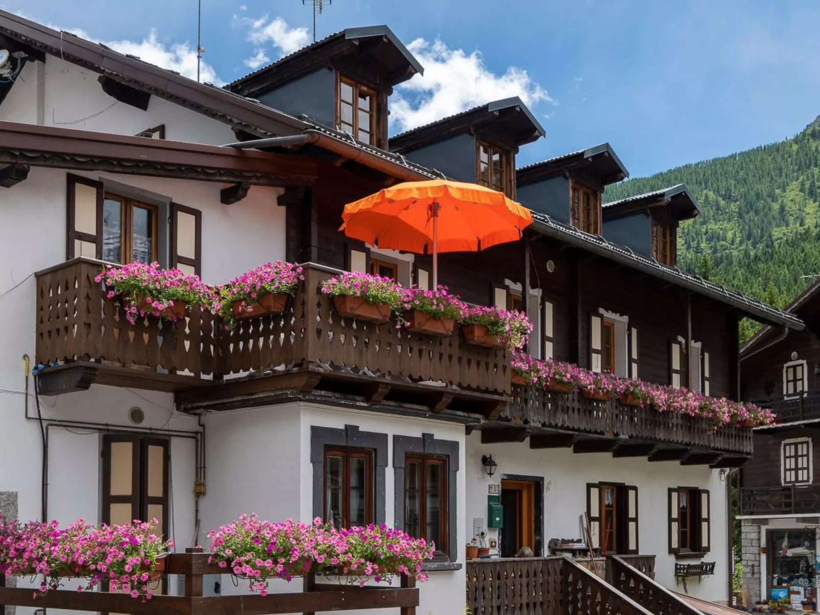 Central Square Wohnung-Image-tags.info