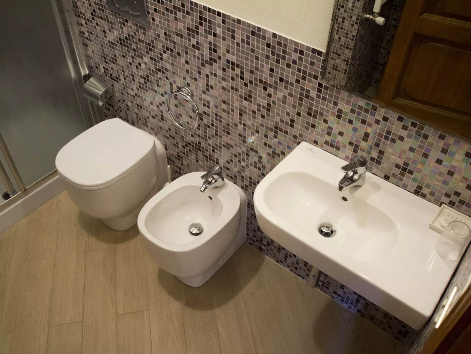 Rosa Wohnung mit Panoramablick-Binnen