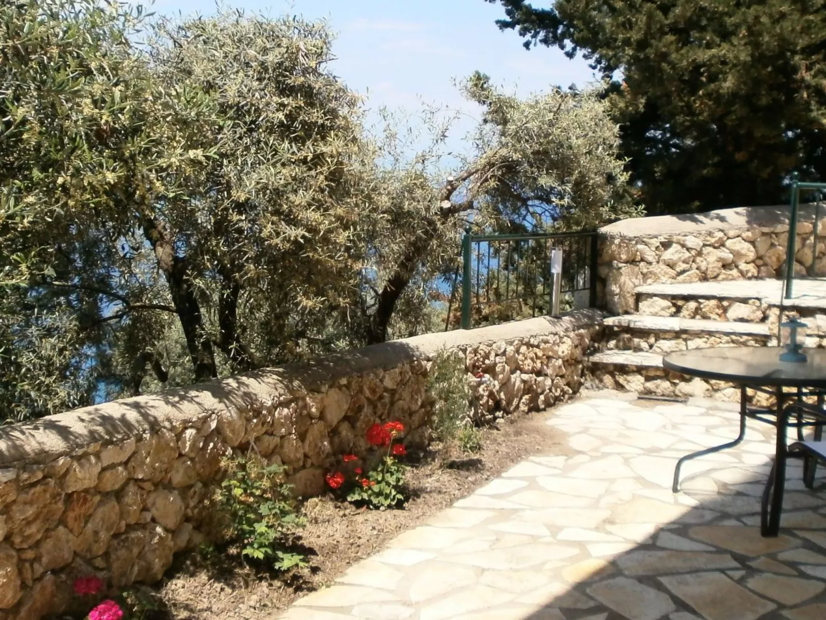 Villa Spiaggia Dorata mit privatem Pool - Buiten