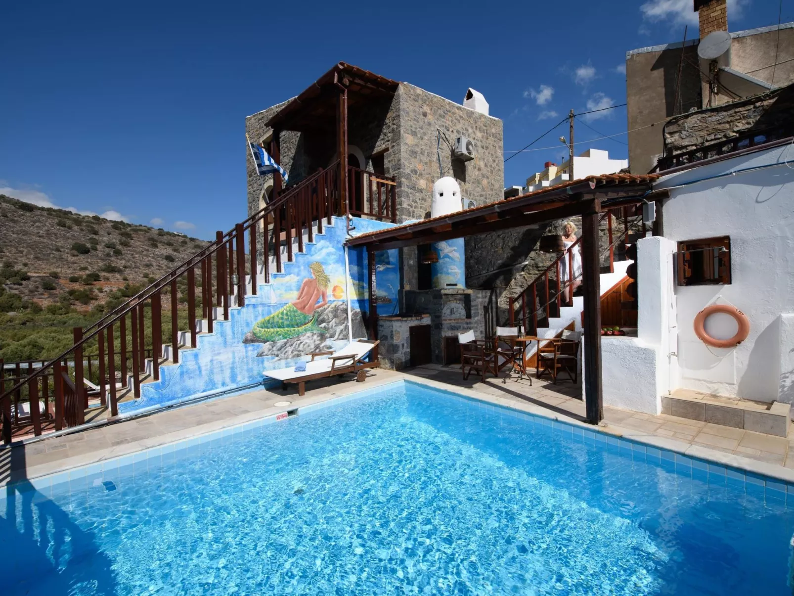 Kretisches Steinhaus mit Gemeinschaftspool-Buiten