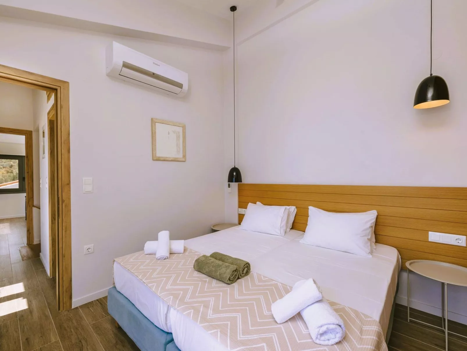 Luxuriöse "Villa Spyros" mit Meerblick-Binnen