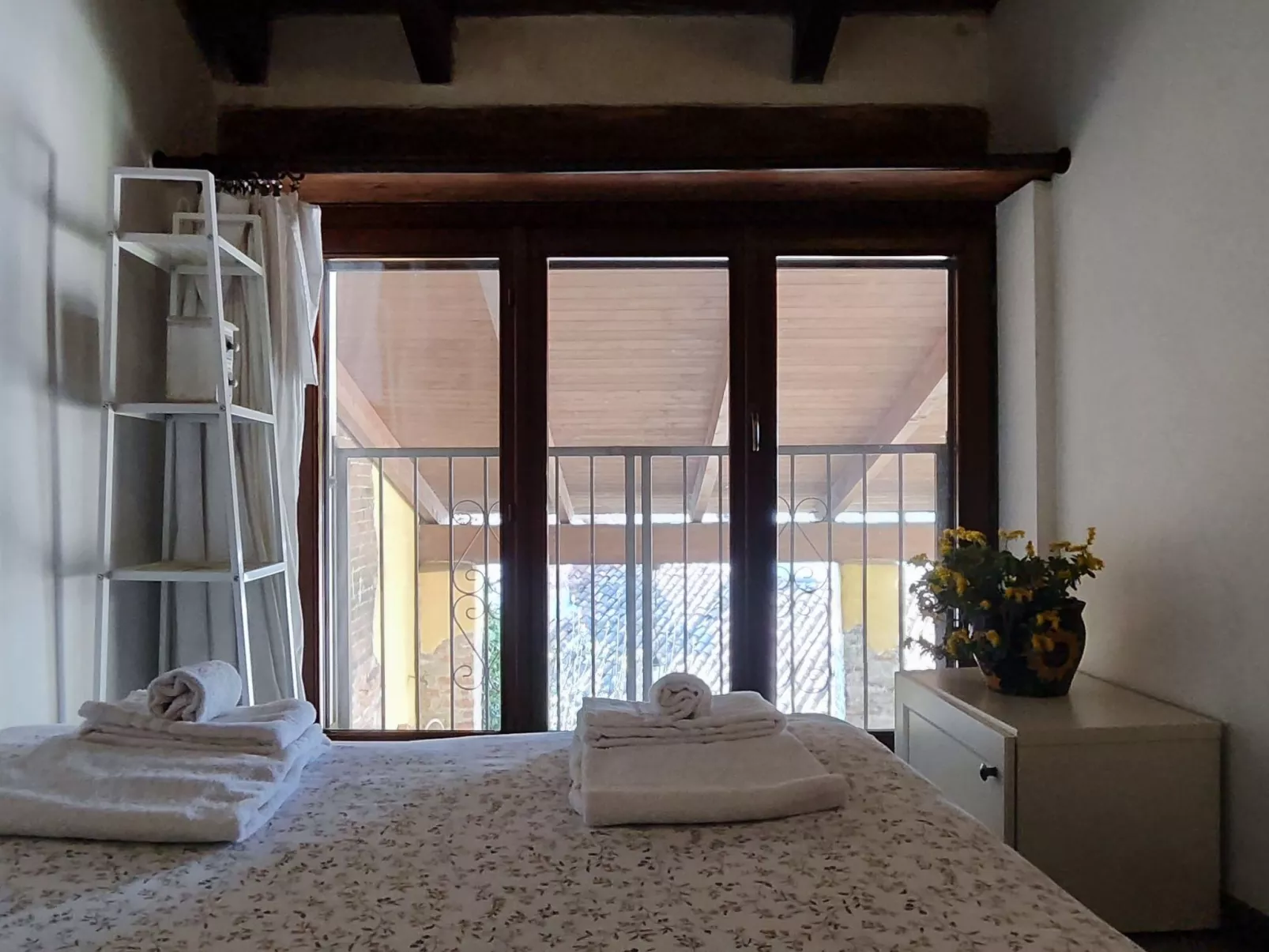 Wohnung in Brusasco mit Garten, Terrasse und Grill-Binnen