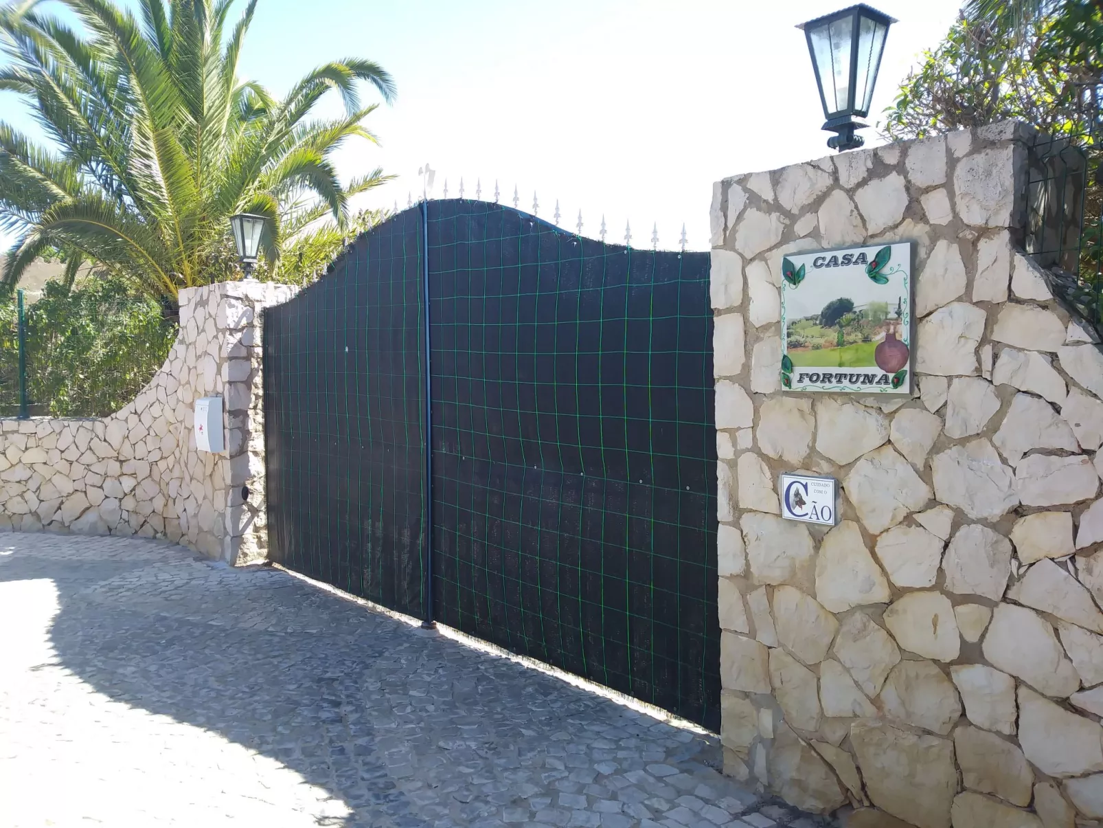 Mit Terrasse und Gemeinschaftspool-Image-tags.info