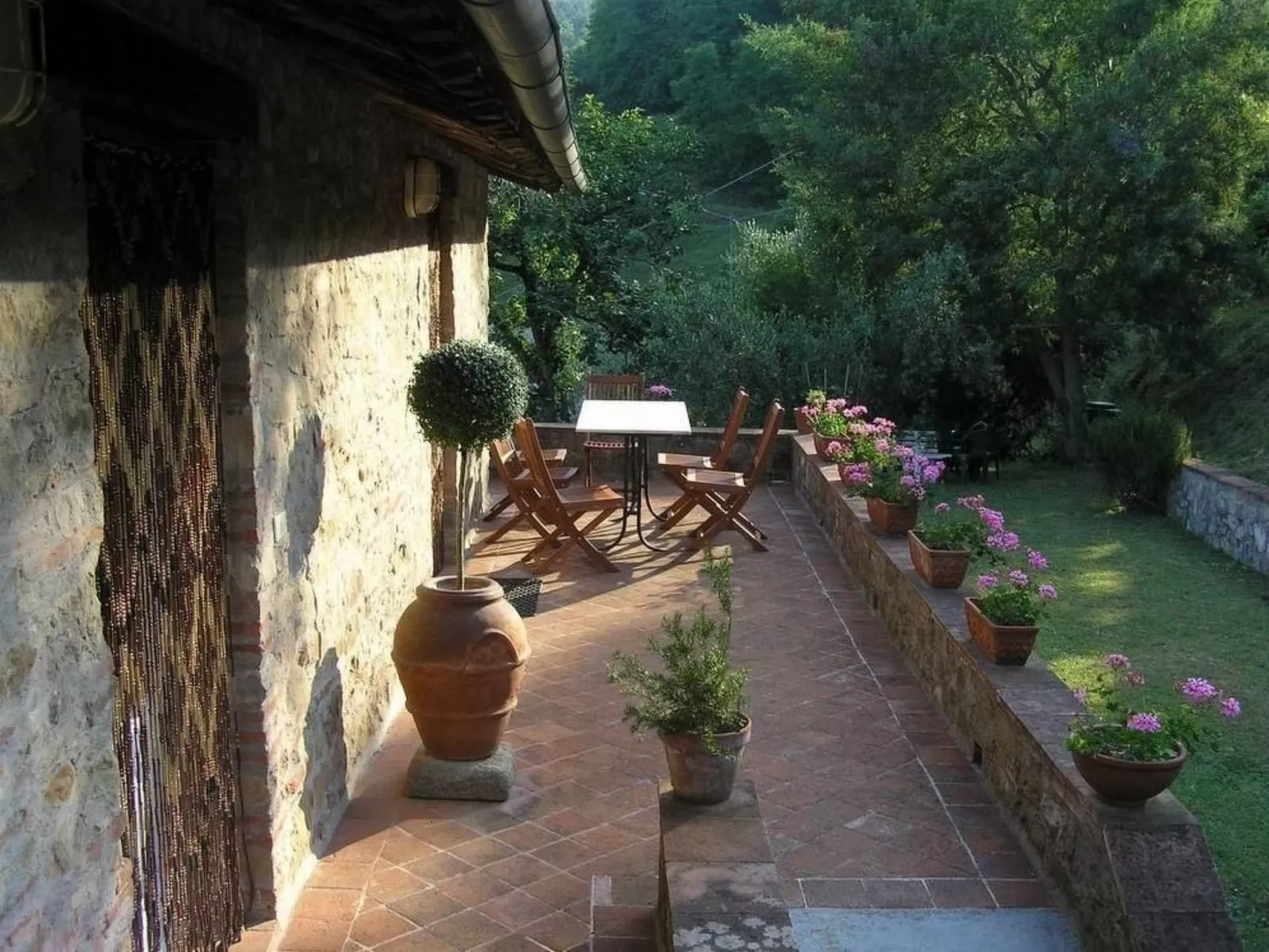 'Villa Pieve' mit eigenem Pool-Buiten