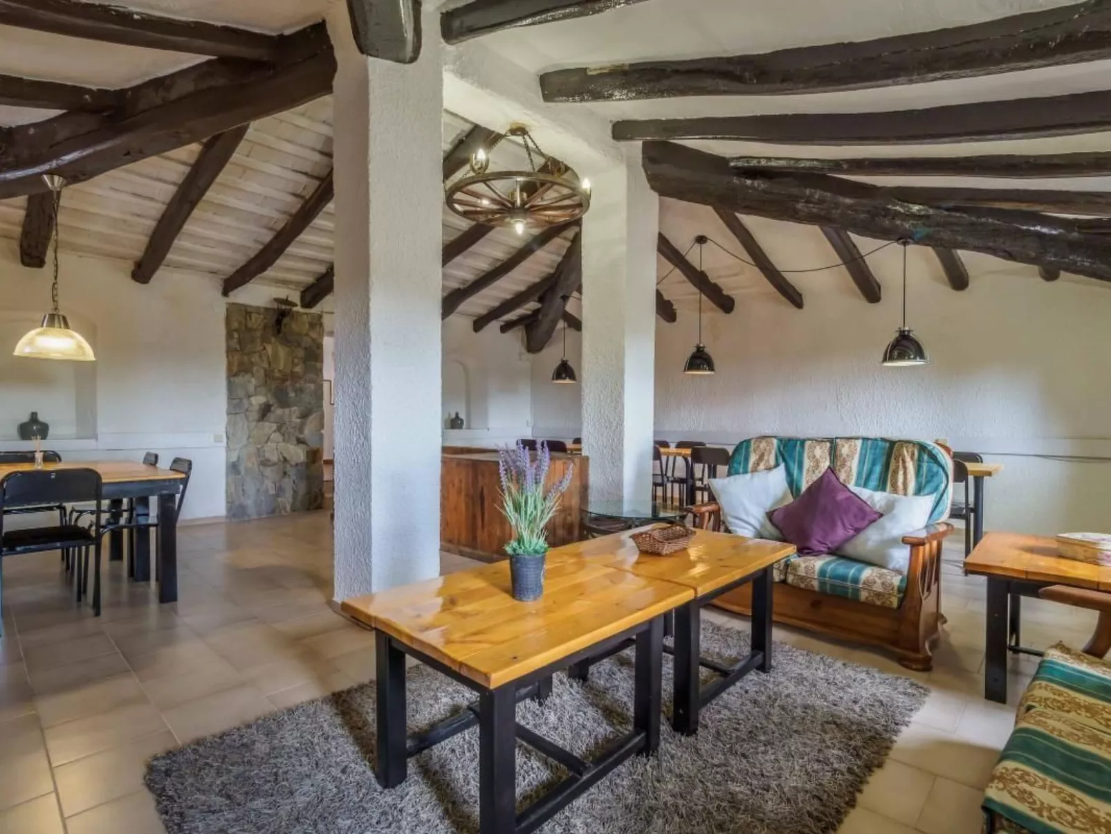 In Can Trabal mit Garten und Grill-Image-tags.info