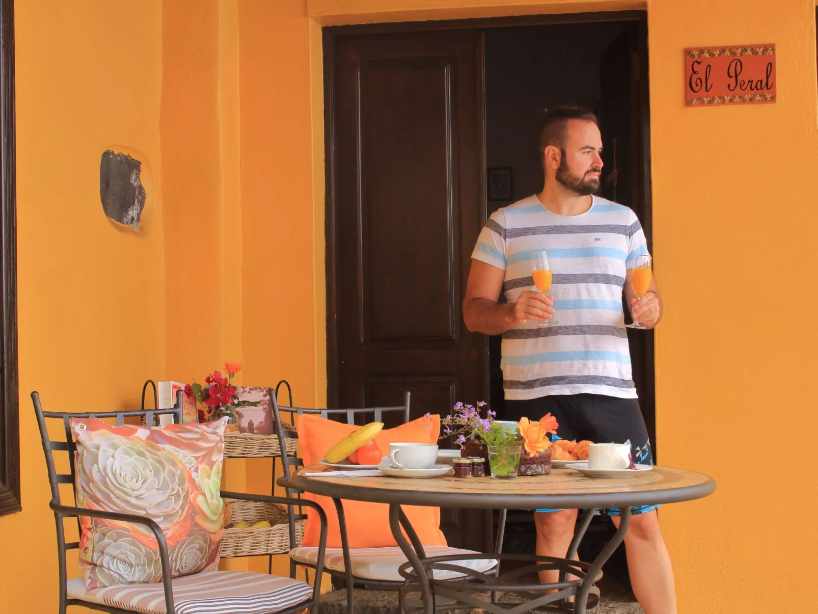 Mit Schwimmbad nur für Erwachsene-Buiten