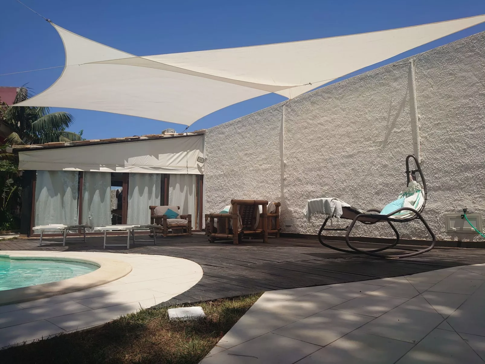 Villa Maya' Anwesen mit Infinity Pool-Buiten