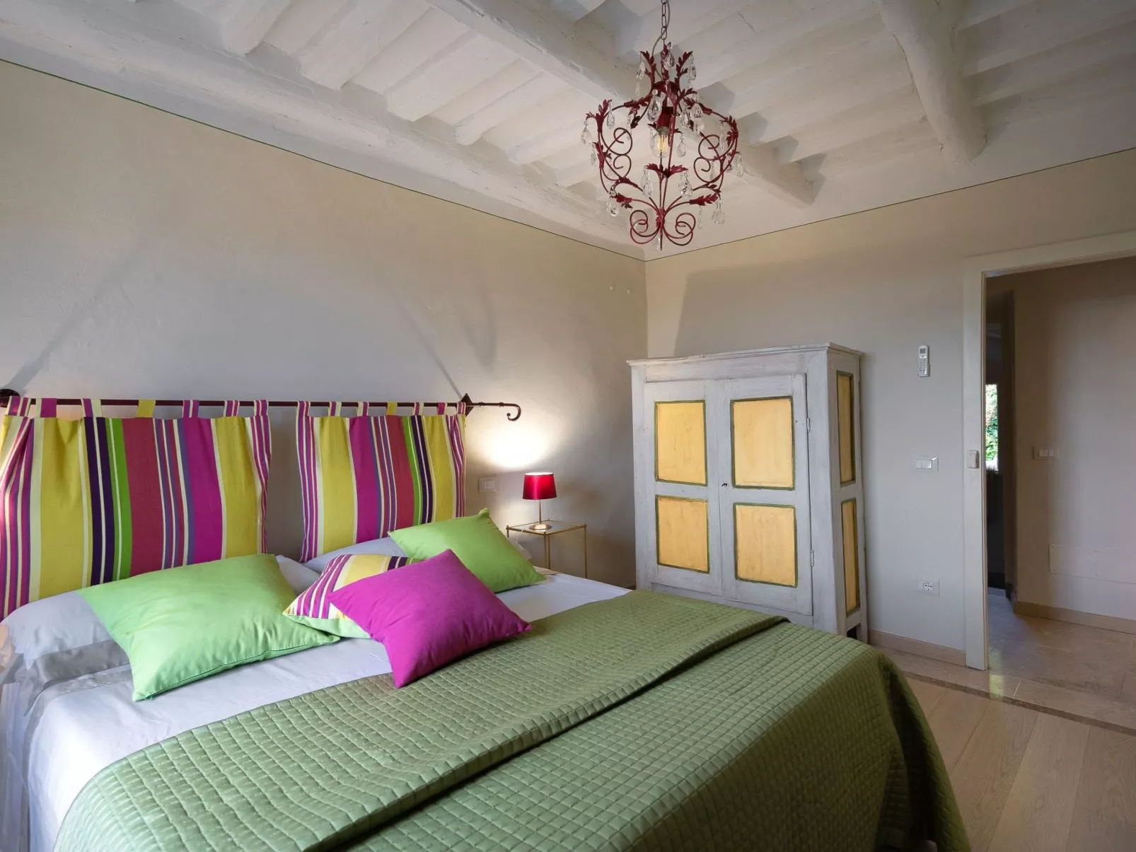 Charmantes Haus Casa Collodi-Binnen