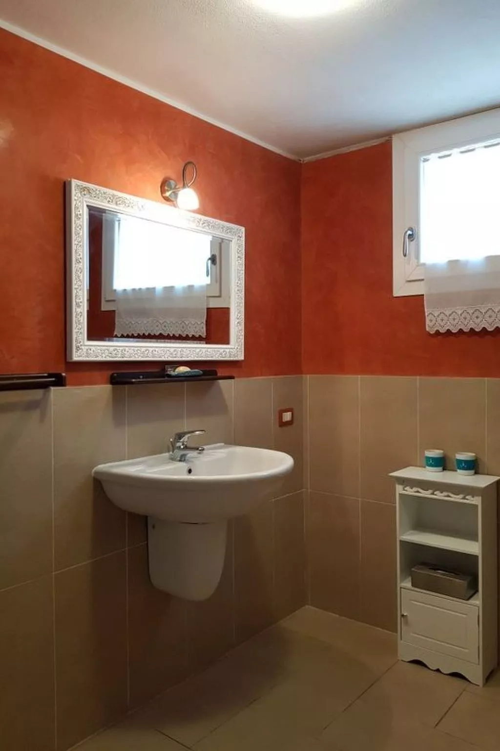 Casa Niu Crobu-Image-tags.info