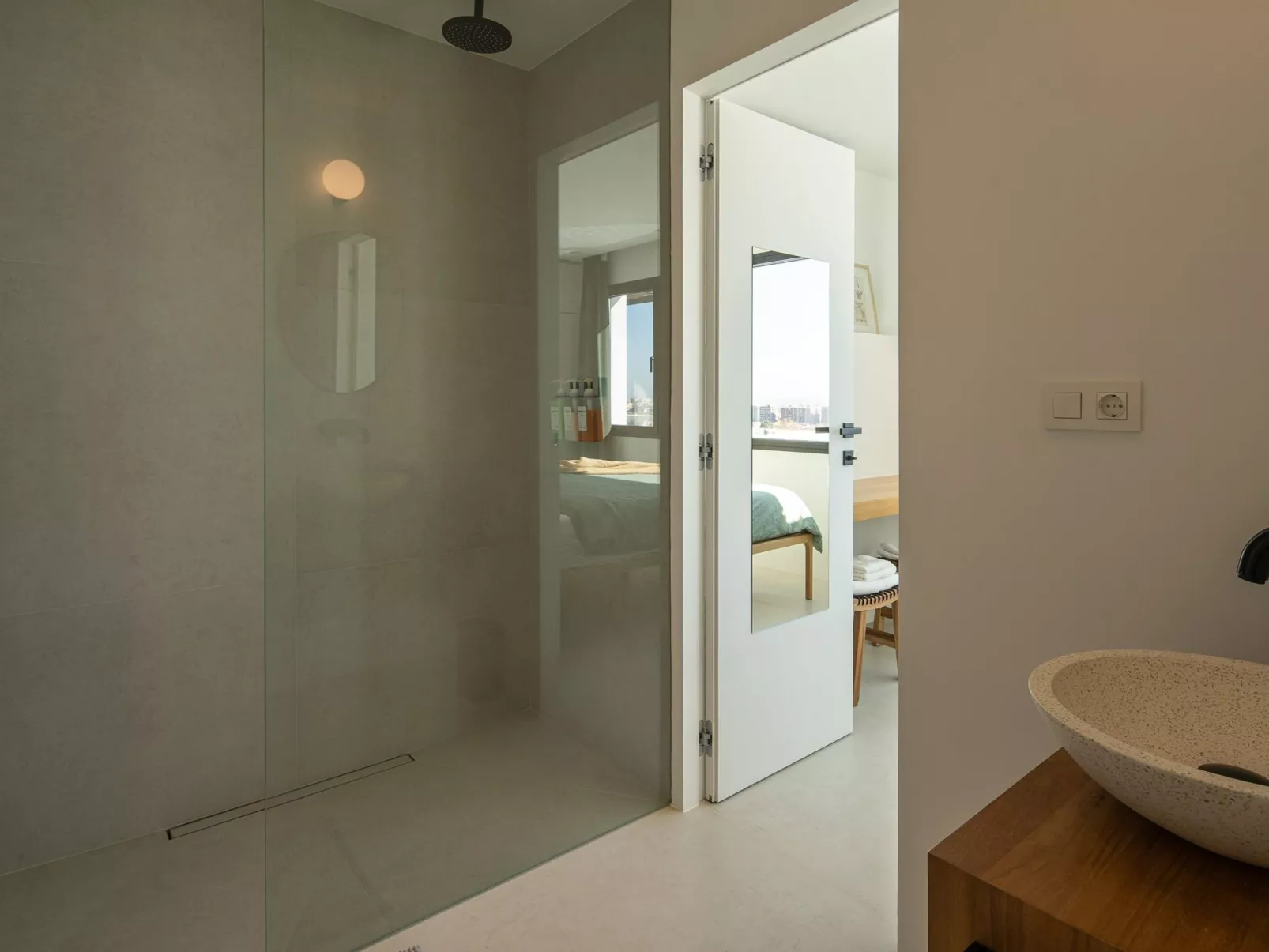 Privater Pool - Terrasse mit Aussicht - Tolle Lage-Binnen