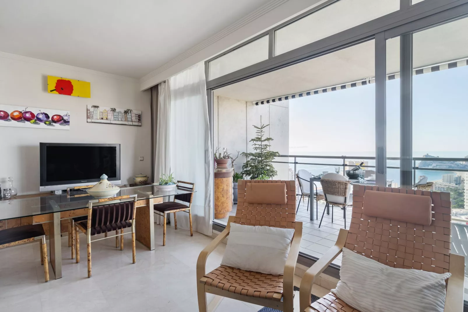 Piso con maravillosas vistas Benidorm-Woonkamer