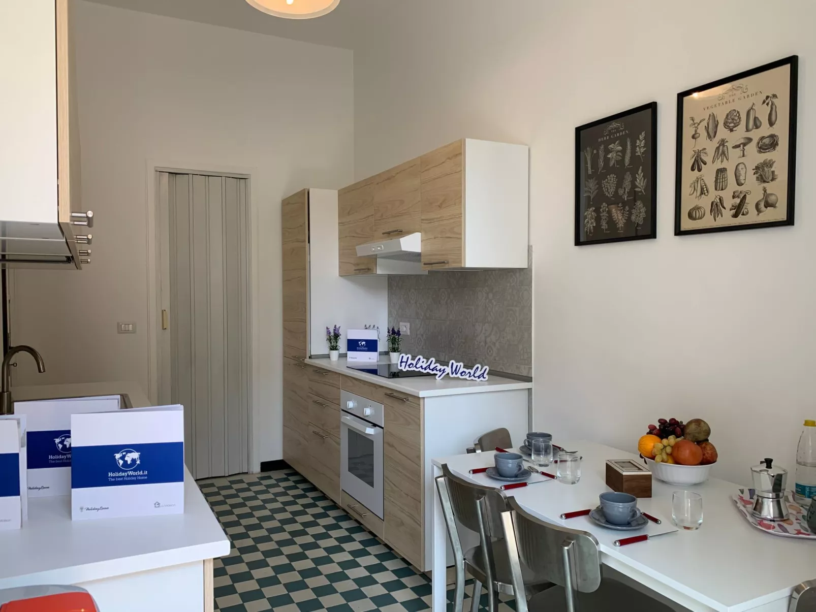 Für 6 Personen ca. 80 m&sup2; in Chiàvari, Norditalien (Ligurien)-Image-tags.info