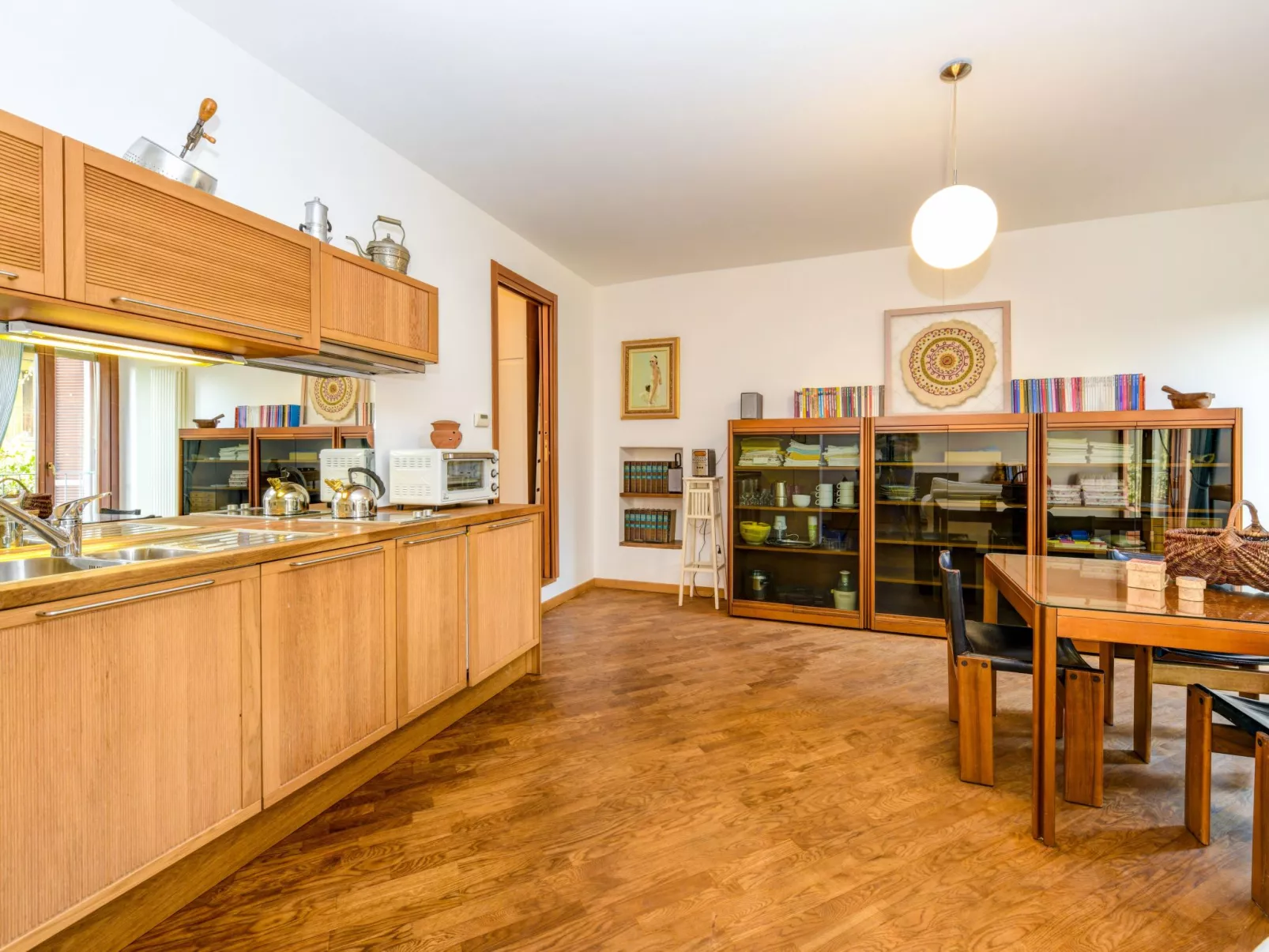 'Silvia2' mit privatem Balkon-Binnen