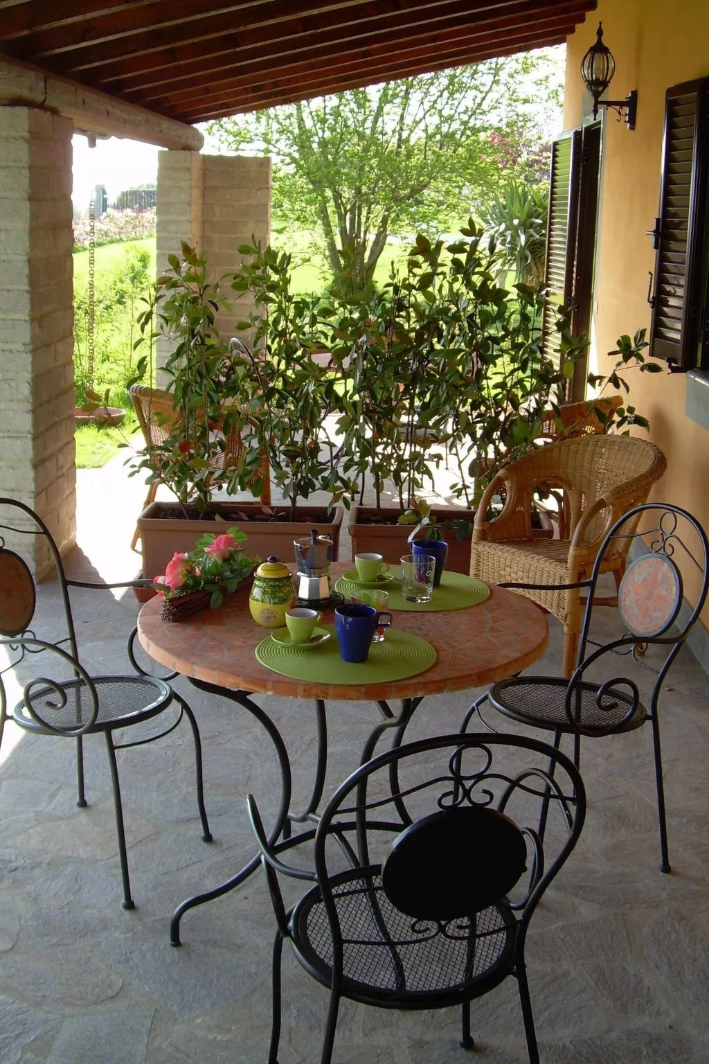 Wohnung 'Sunflower' mit Privatparkplatz-Buiten