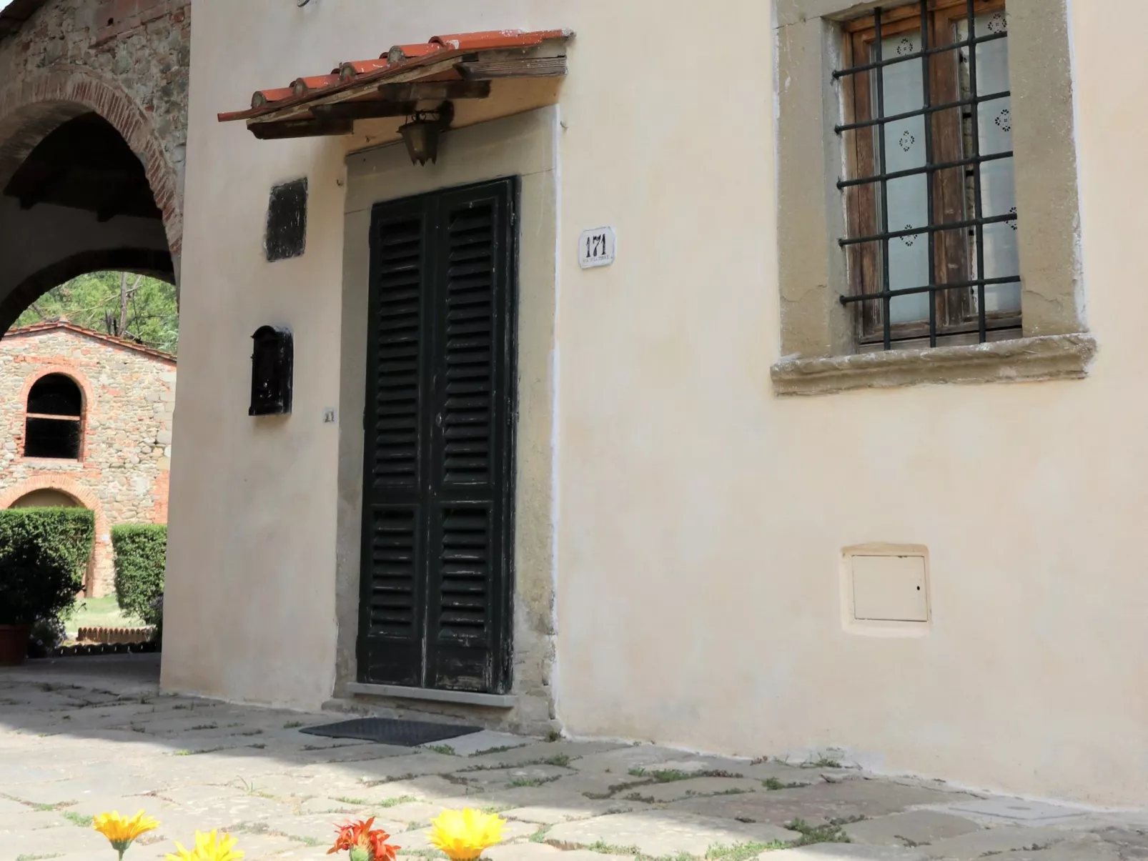 Gemütliche 1-Schlafzimmer-Wohnung in Reggello-Buiten