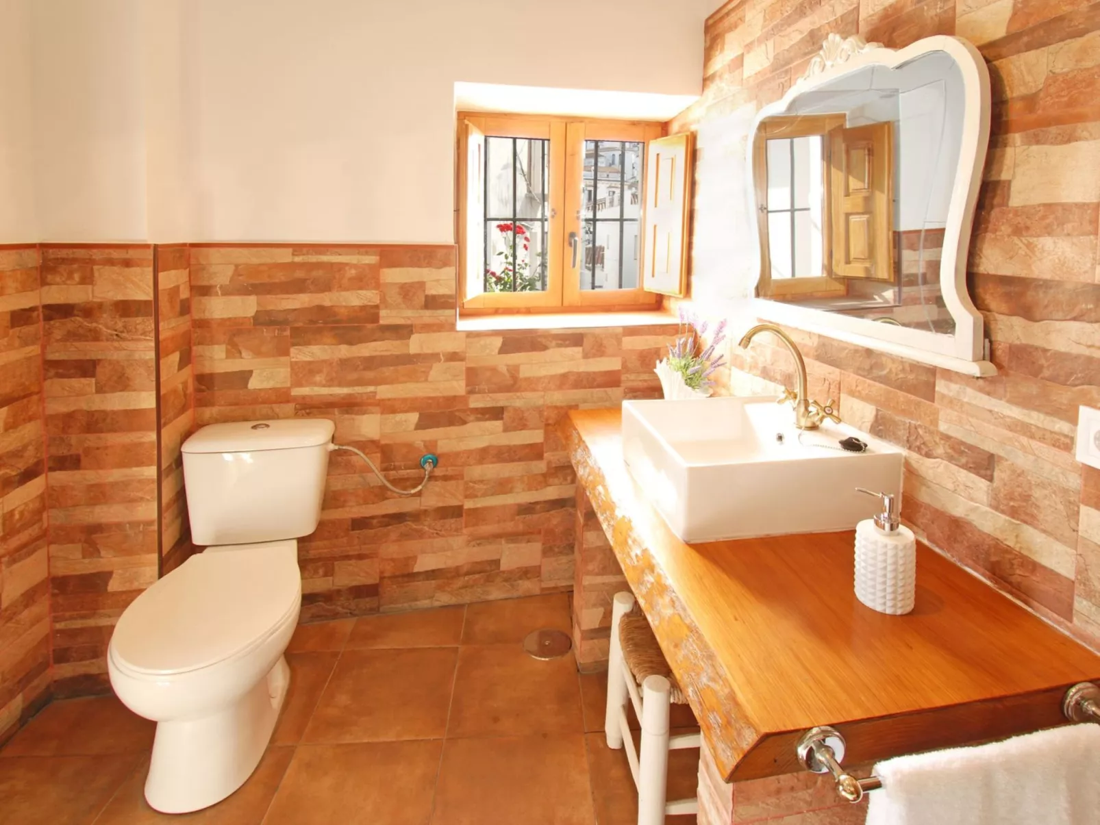 In Comares mit Offenem Kamin-Binnen