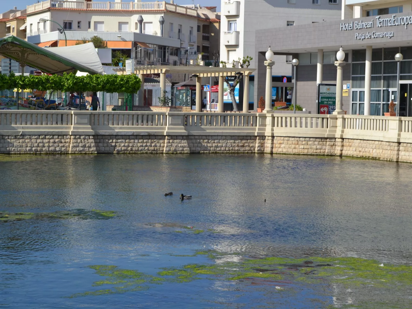 Els Cups, casa rural-Buiten