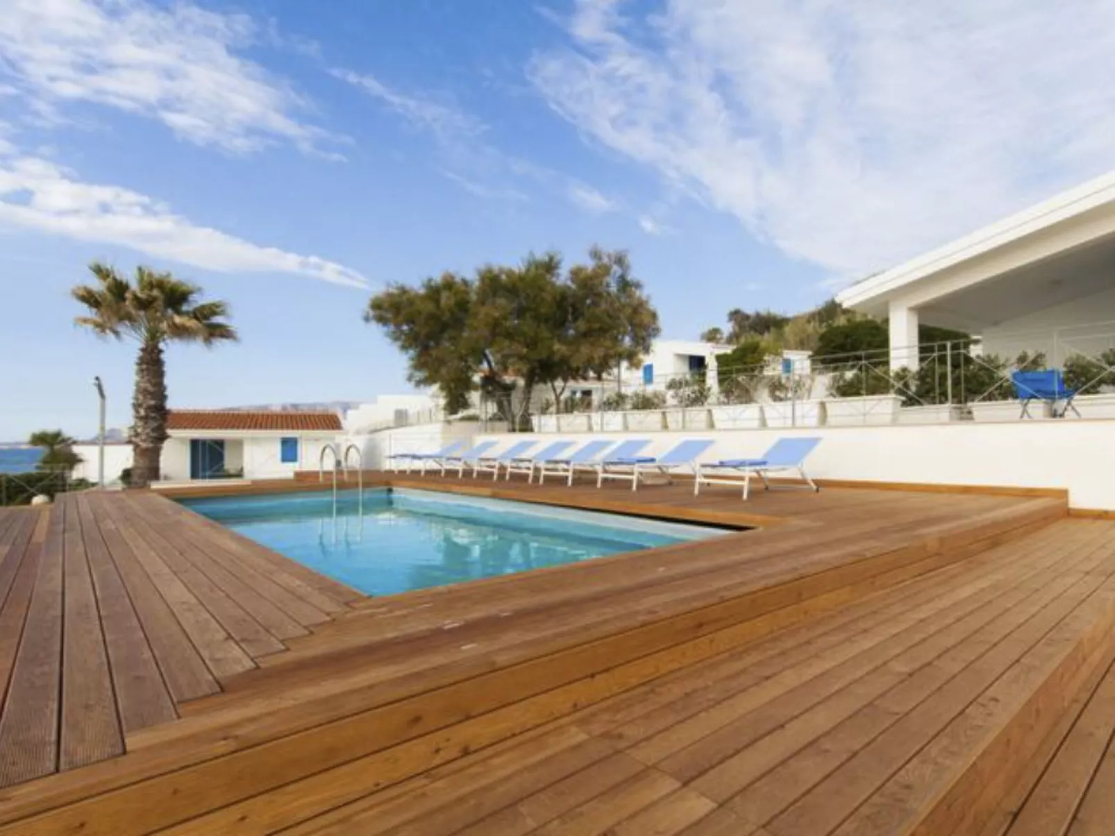 Villa Loreley Marina Beach Resort-Buiten