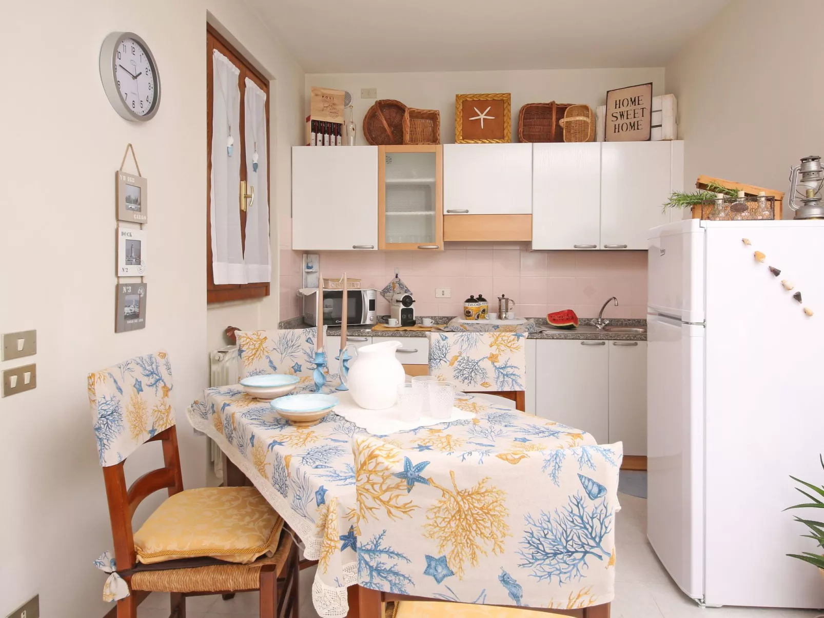 Inmitten von Blumen N.2-Image-tags.info