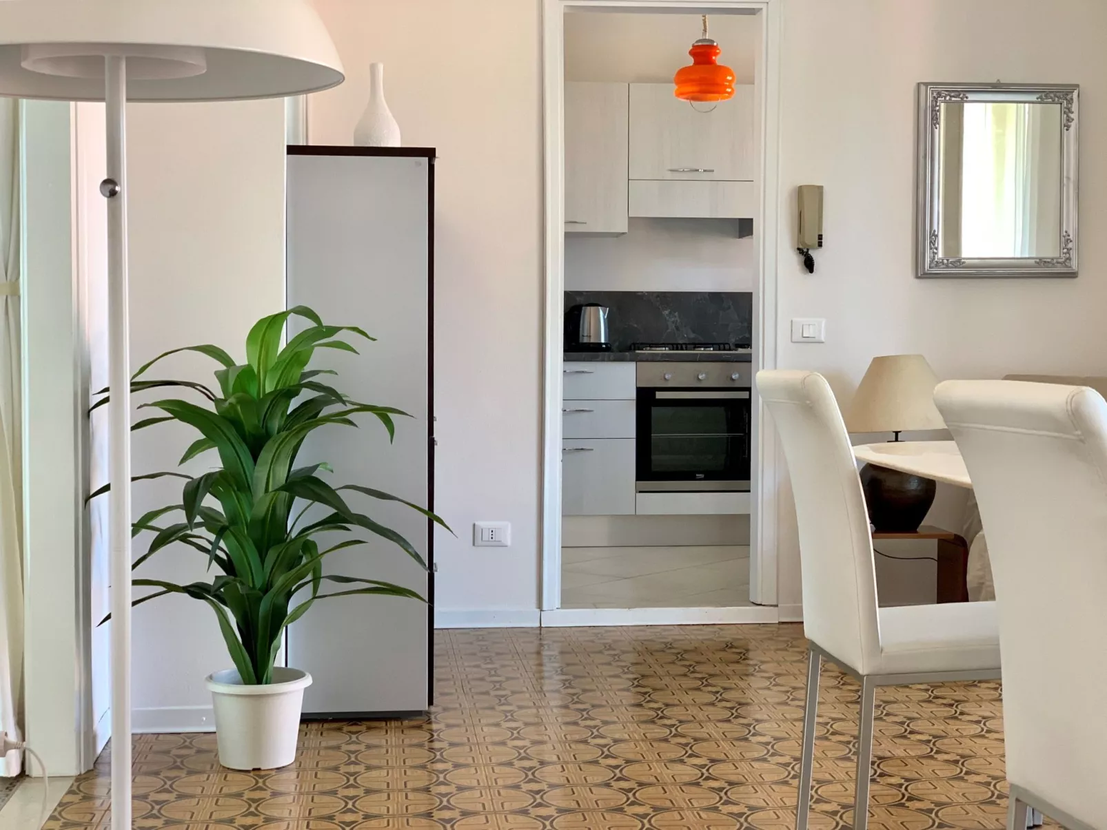 Wohnung Dependance mit Gemeinschaftspool-Binnen