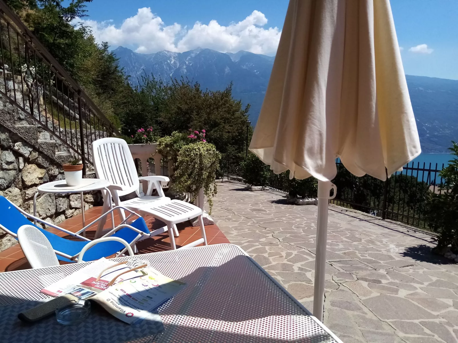 Wohnung 'Stella del Garda'-Buiten