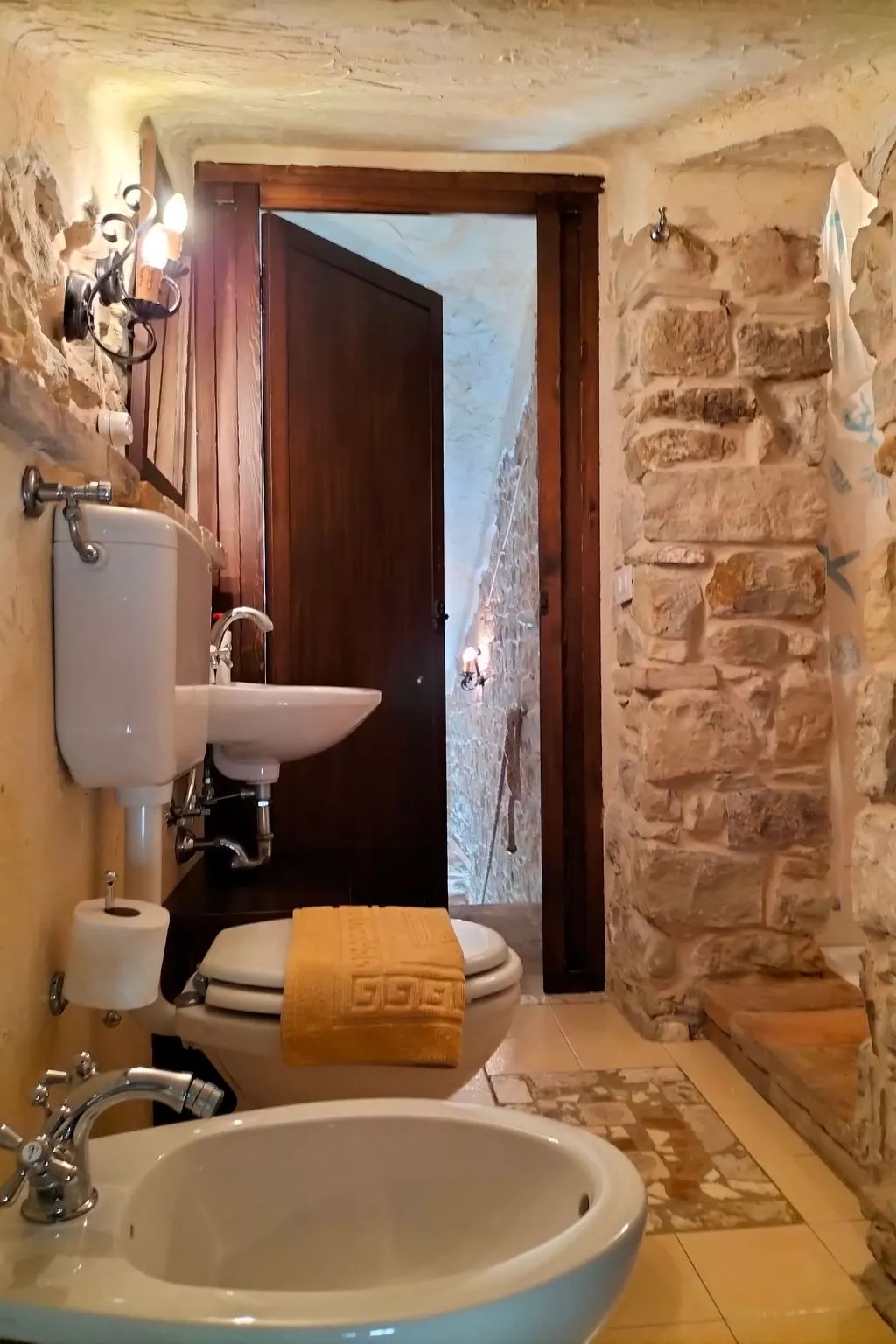 Charmantes Bauernhaus in Penna San Giovanni-Image-tags.info