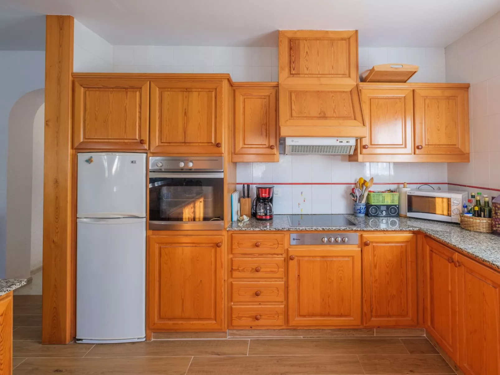 Imposante Ferienvilla mit großem Pool-Binnen