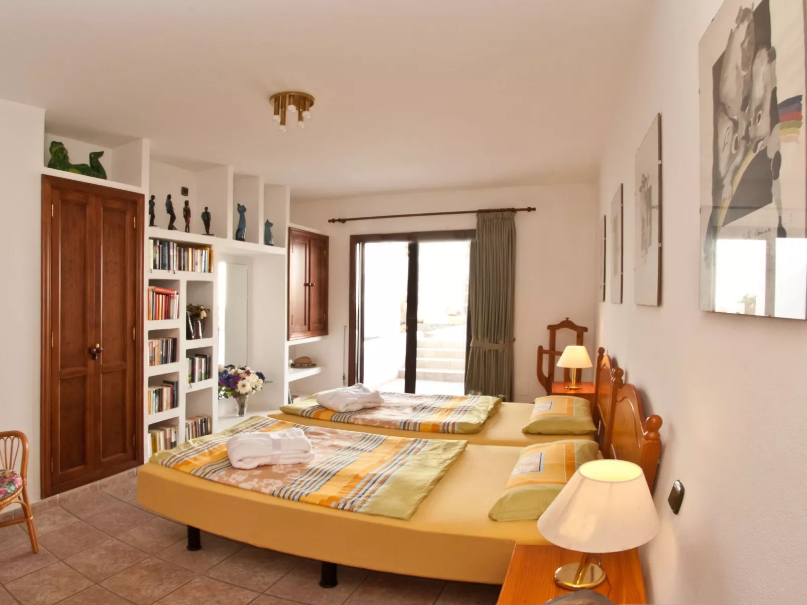 In Costa Teguise mit Privatem Pool - Binnen