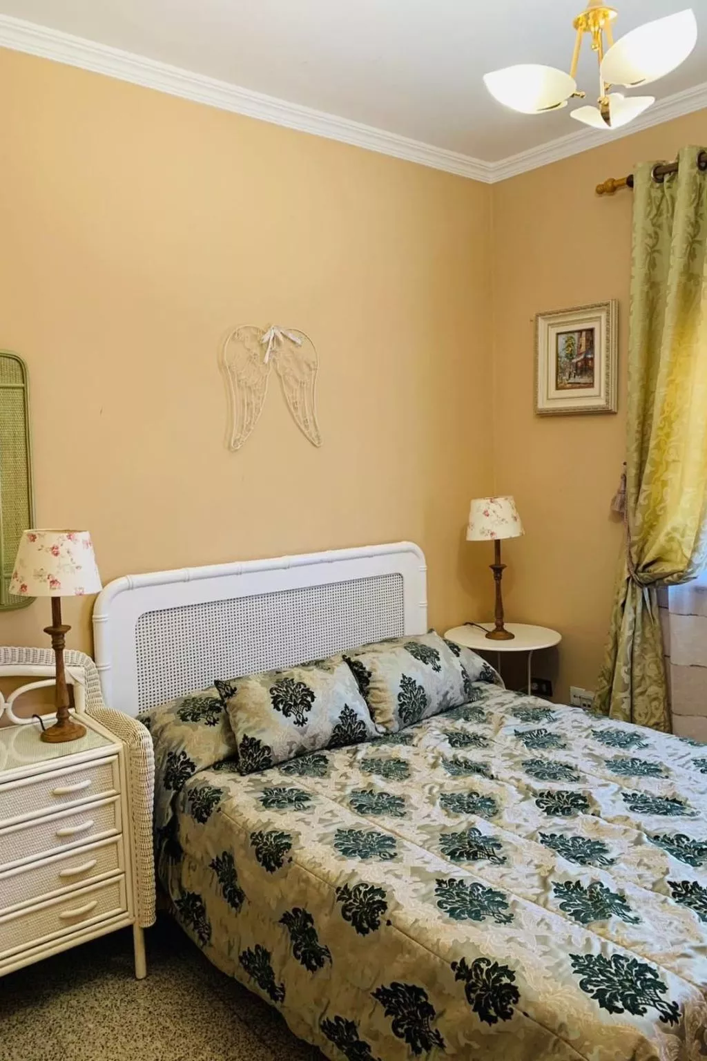 "Floratere" mit Terrasse-Binnen