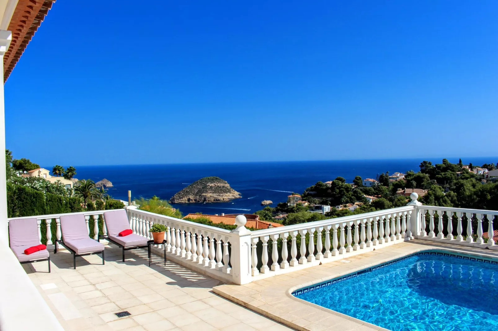 Luxe villa in Javea met panoramisch uitzicht