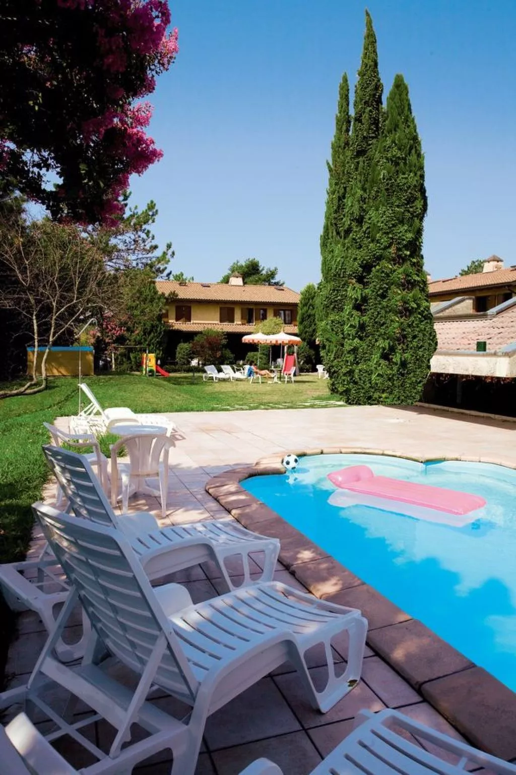 Villa für 6 Personen ca. 50qm Stella Marina 12 A-Buiten