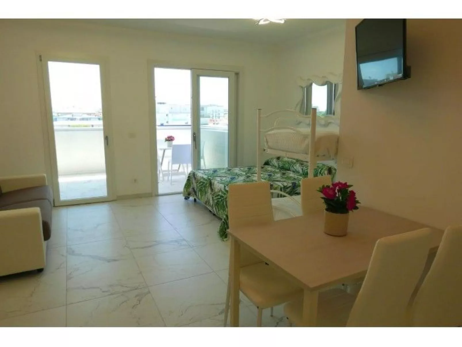 Ein-Zimmer-Wohnung "Saturno 303"-Binnen