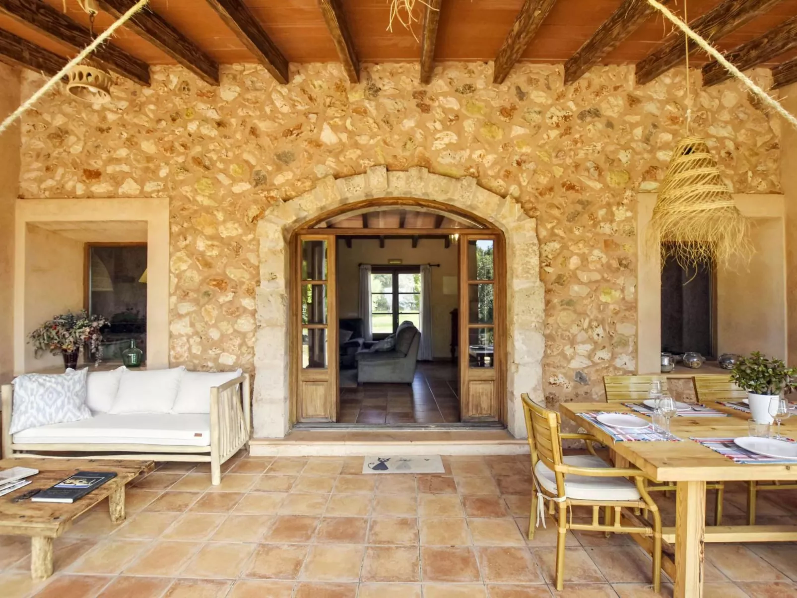 Finca in idyllischer Umgebung Pool & Klima 8 Pers-Image-tags.info