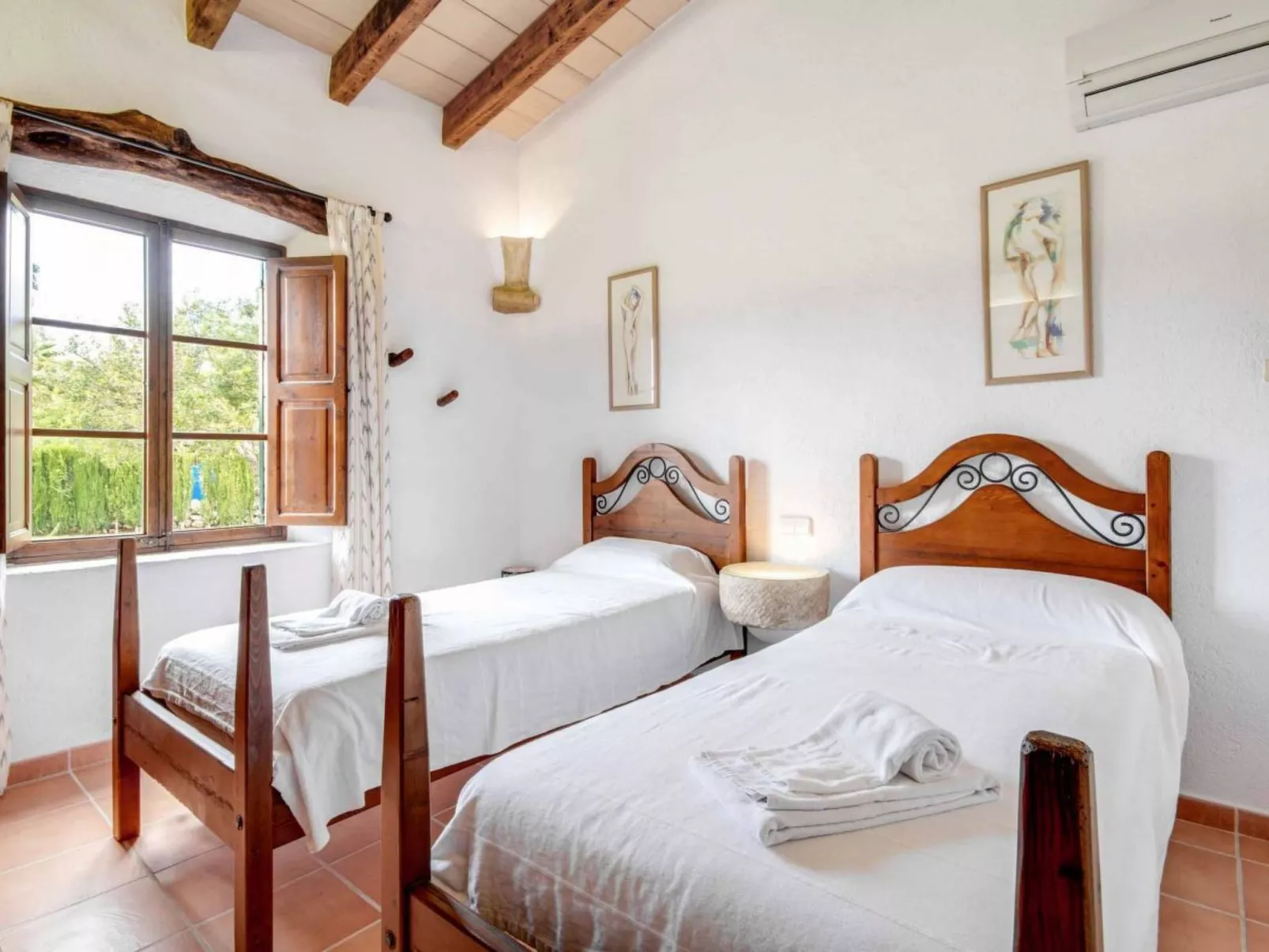 Ferienvilla "Roig-Image-tags.info