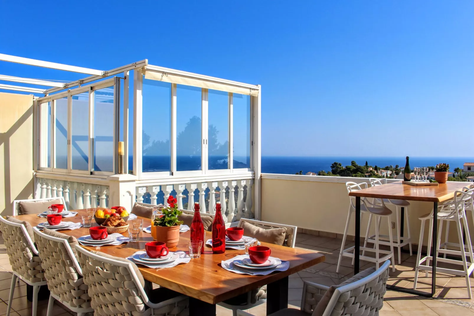 Luxe villa in Javea met panoramisch uitzicht-Terrasbalkon