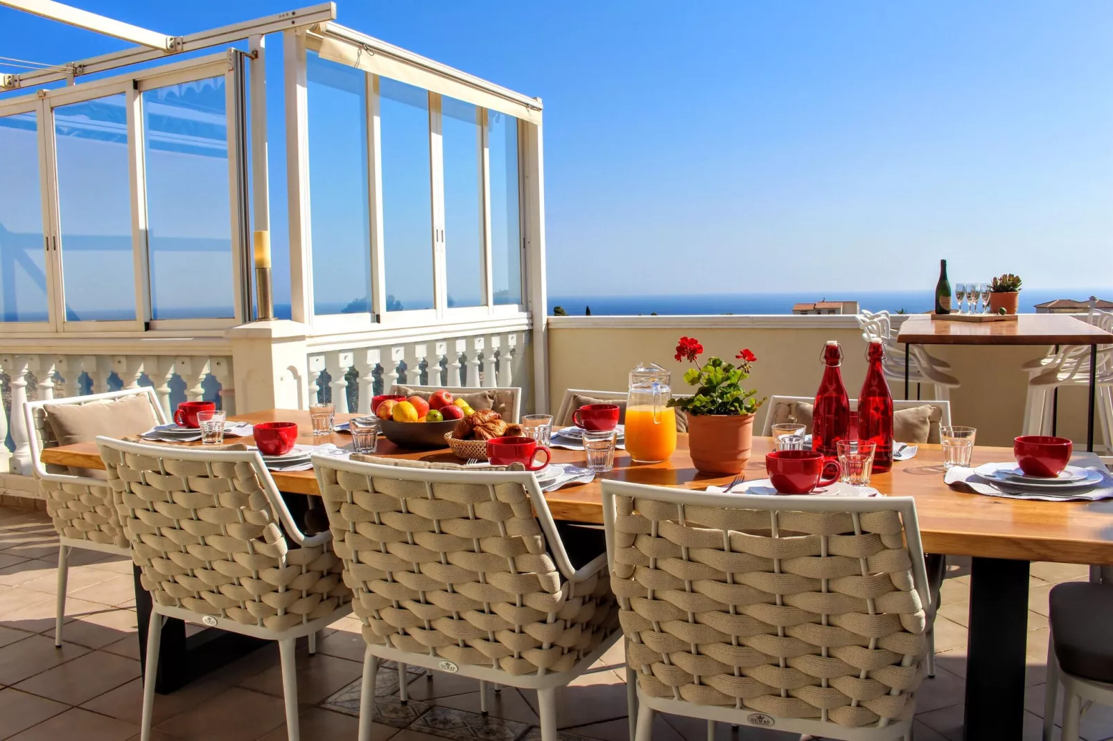 Luxe villa in Javea met panoramisch uitzicht-Terrasbalkon