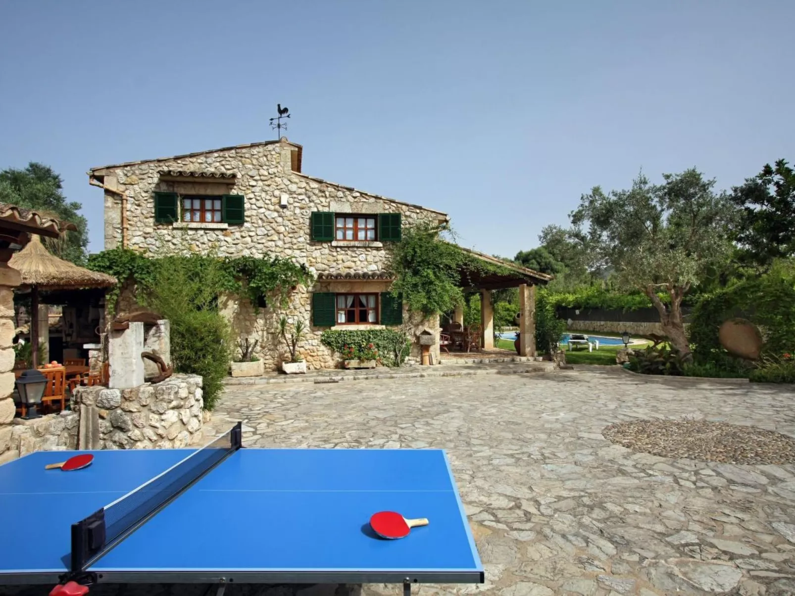 Schönes Landhaus in der Nähe von Pollensa-Buiten